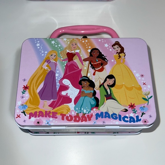 Disney Other - Disney Princess Tin Tote (NWT)